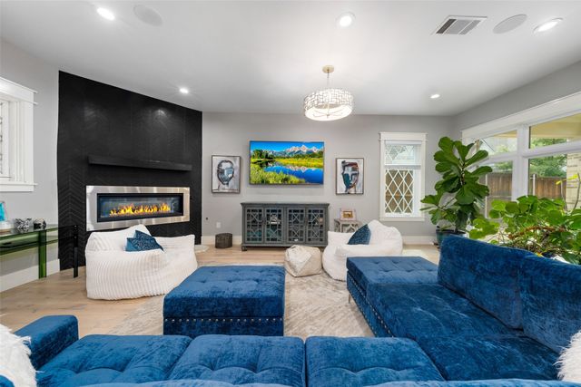 5134 Vanderbilt Avenue, Dallas, TX 75206