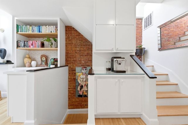 552 Columbus Ave Unit 6, Boston, MA 02118
