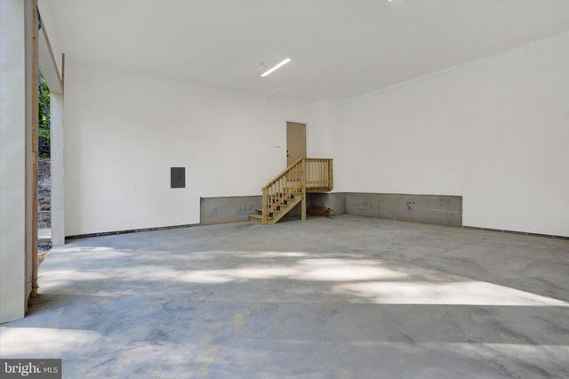 34 COLD SPRINGS RD, Dillsburg, PA 17019