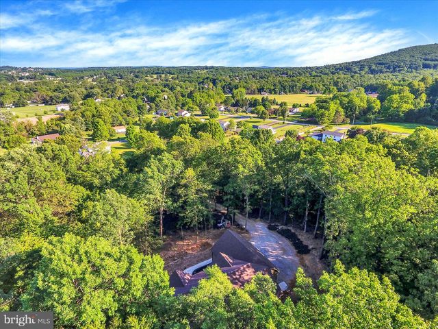 34 COLD SPRINGS RD, Dillsburg, PA 17019