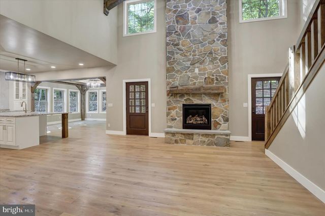 34 COLD SPRINGS RD, Dillsburg, PA 17019
