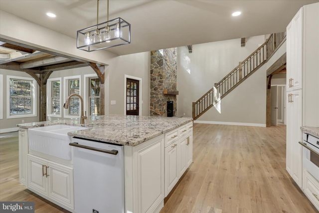 34 COLD SPRINGS RD, Dillsburg, PA 17019