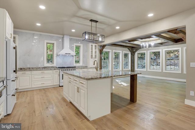 34 COLD SPRINGS RD, Dillsburg, PA 17019