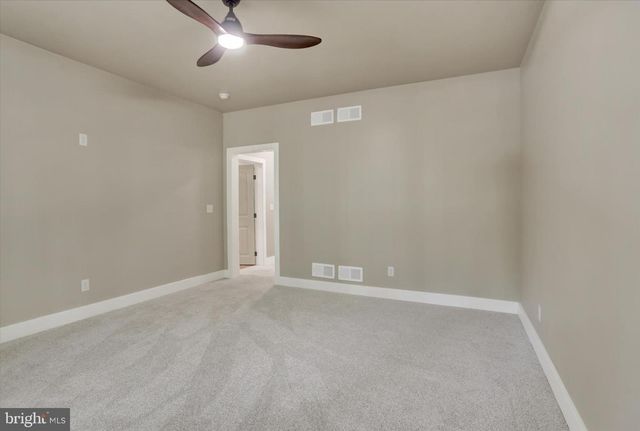 34 COLD SPRINGS RD, Dillsburg, PA 17019