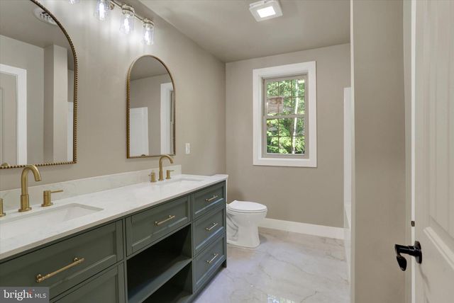 34 COLD SPRINGS RD, Dillsburg, PA 17019
