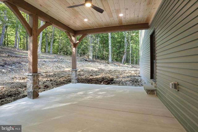 34 COLD SPRINGS RD, Dillsburg, PA 17019