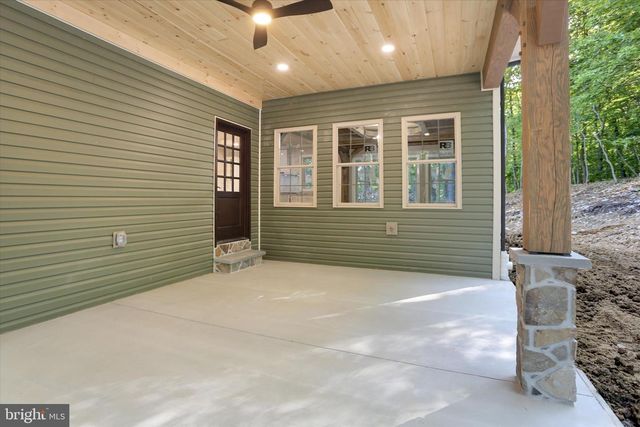 34 COLD SPRINGS RD, Dillsburg, PA 17019