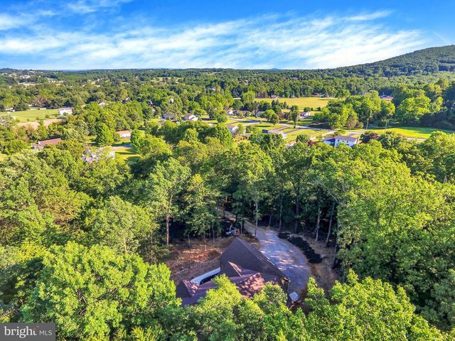 34 COLD SPRINGS RD, Dillsburg, PA 17019
