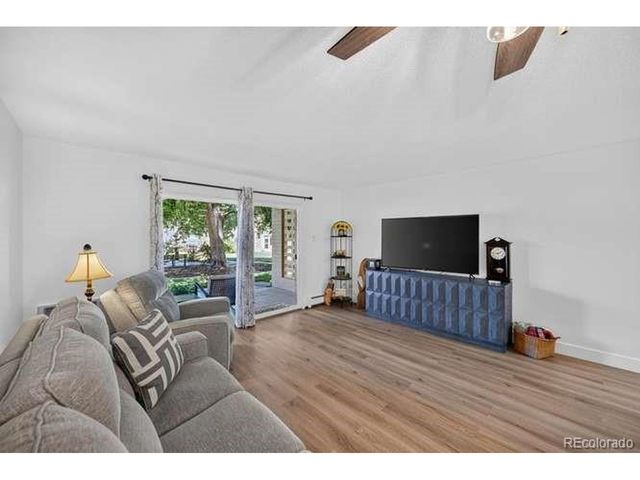 745 S Alton Way 11A, Denver, CO 80247