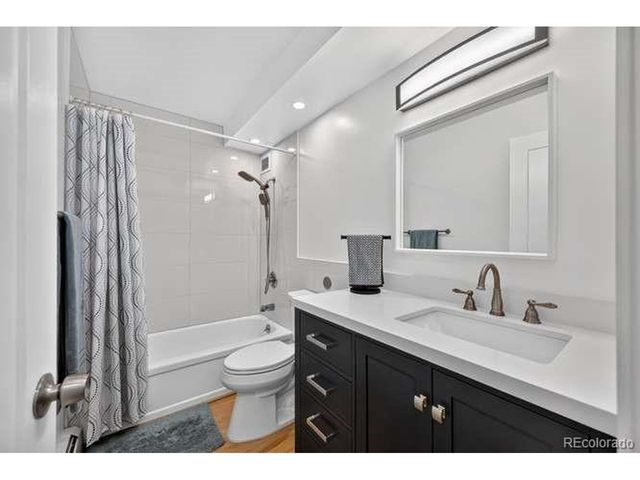 745 S Alton Way 11A, Denver, CO 80247
