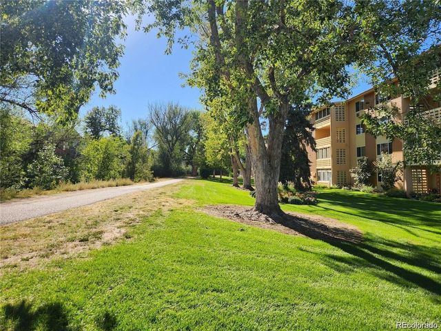 745 S Alton Way 11A, Denver, CO 80247
