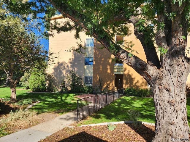745 S Alton Way 11A, Denver, CO 80247