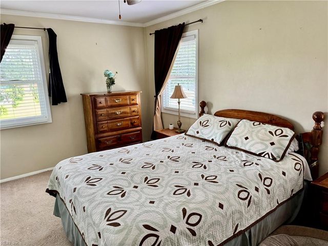 3629 Virginius DR, Virginia Beach, VA 23452