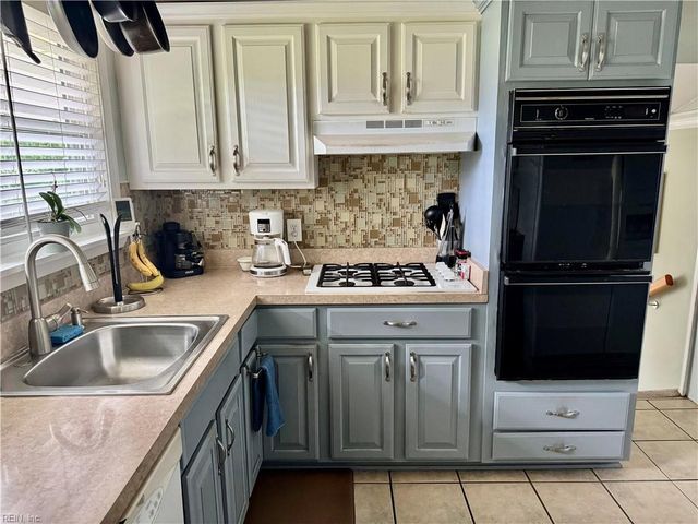 3629 Virginius DR, Virginia Beach, VA 23452