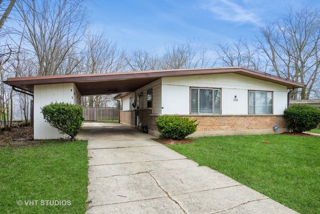 226 Shabbona Drive, Park Forest, IL 60466
