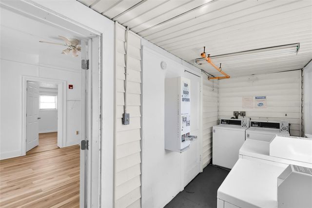 1920 NE 8TH ROAD, Ocala, FL 34470