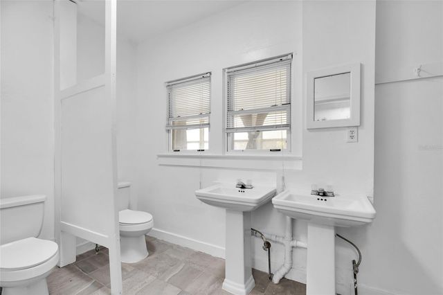 1920 NE 8TH ROAD, Ocala, FL 34470