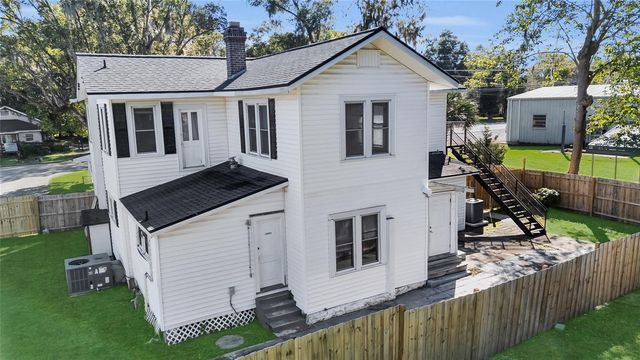 1920 NE 8TH ROAD, Ocala, FL 34470