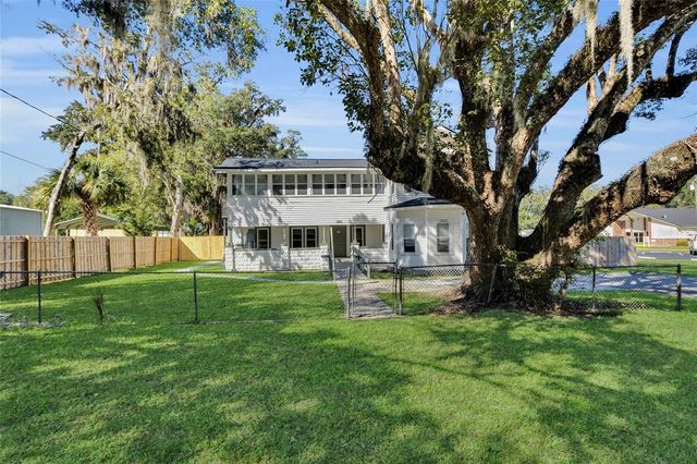 1920 NE 8TH ROAD, Ocala, FL 34470