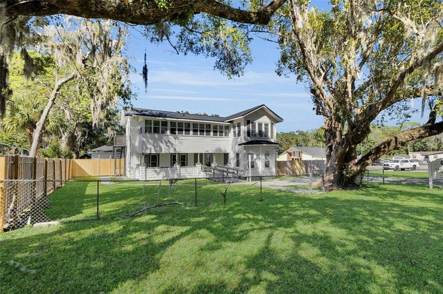 1920 NE 8TH ROAD, Ocala, FL 34470