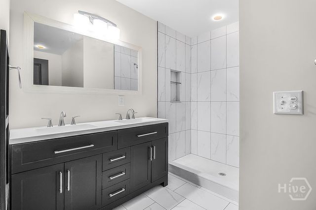 513 E 64th Street, Savannah, GA 31405