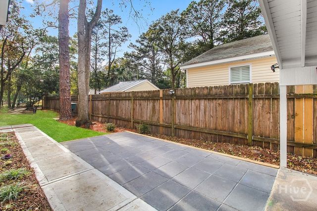 513 E 64th Street, Savannah, GA 31405