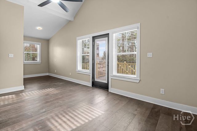 513 E 64th Street, Savannah, GA 31405