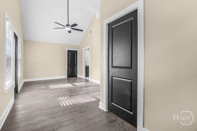 513 E 64th Street, Savannah, GA 31405