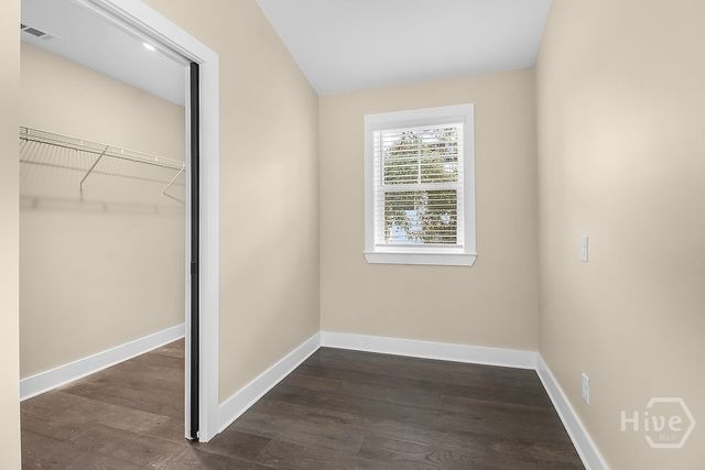 513 E 64th Street, Savannah, GA 31405