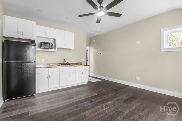 513 E 64th Street, Savannah, GA 31405