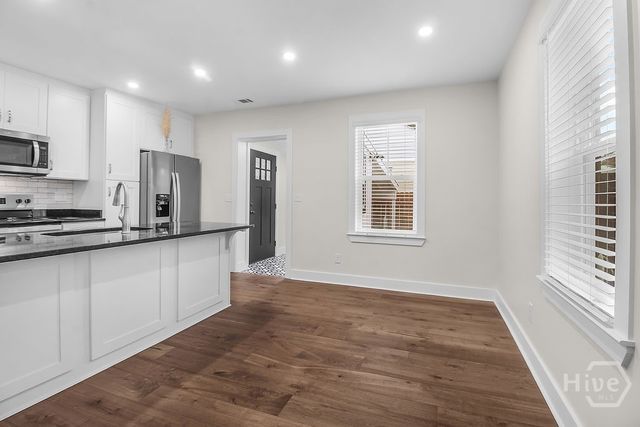 513 E 64th Street, Savannah, GA 31405