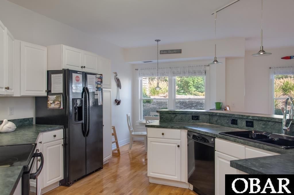 Image 9 of property listing at 653 Sand and Sea Ct # 415, Corolla, NC 27927