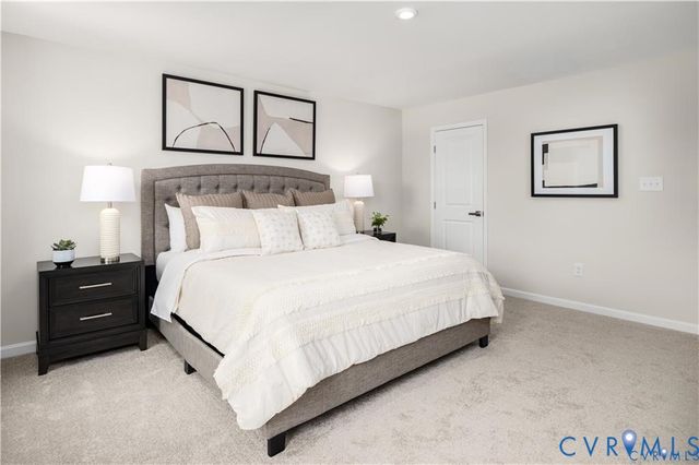 124 Hackberry Dr, Petersburg, VA 23803