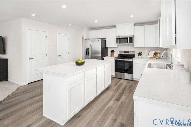 124 Hackberry Dr, Petersburg, VA 23803