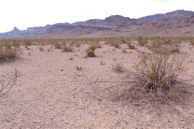 Lot 8 S Hopi Road, Golden Valley, AZ 86413