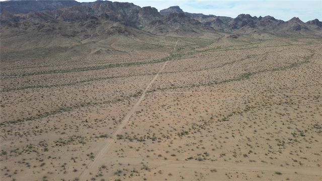 Lot 8 S Hopi Road, Golden Valley, AZ 86413