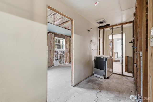 6775 Murray Avenue SW, Seattle, WA 98136