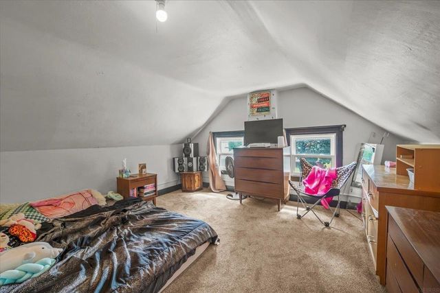 714 2nd Avenue, Ackley, IA 50601