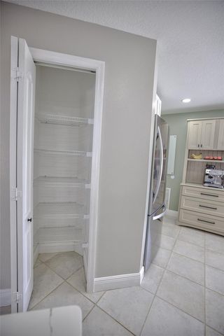 1932 KETTLER DRIVE, Lutz, FL 33559
