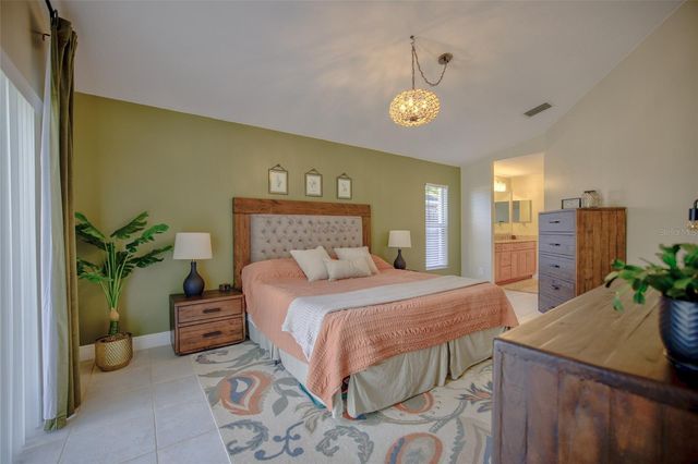 1932 KETTLER DRIVE, Lutz, FL 33559