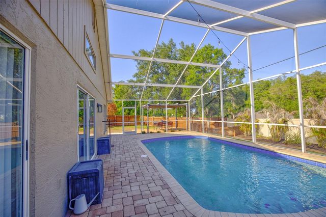 1932 KETTLER DRIVE, Lutz, FL 33559