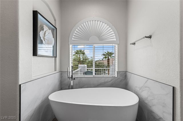 275 Spectacular Street, Henderson, NV 89052