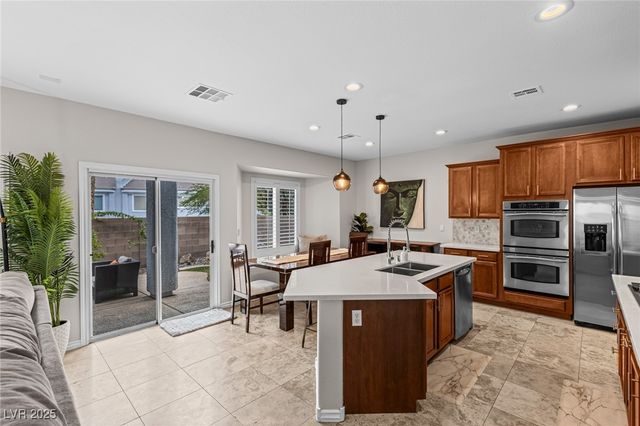 275 Spectacular Street, Henderson, NV 89052