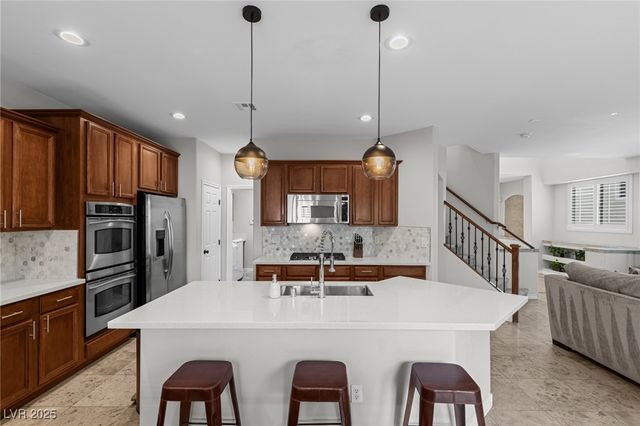 275 Spectacular Street, Henderson, NV 89052