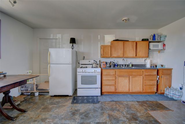 124 Turquoise Trail, Santa Fe, NM 87508