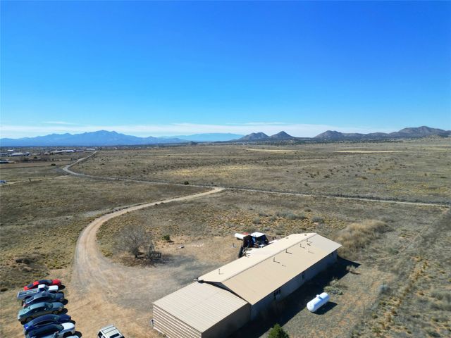 124 Turquoise Trail, Santa Fe, NM 87508