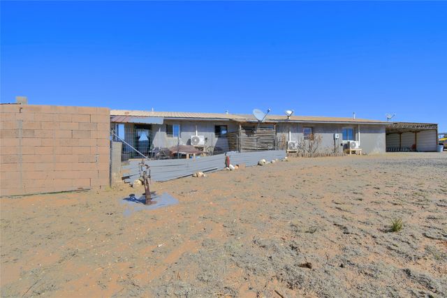124 Turquoise Trail, Santa Fe, NM 87508