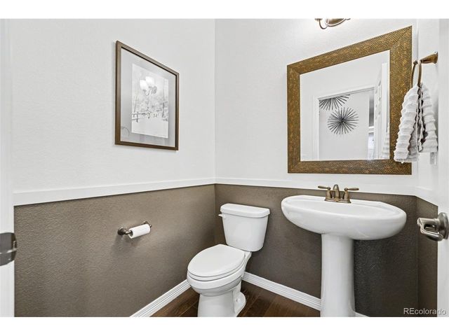 8736 Bross St, Arvada, CO 80007