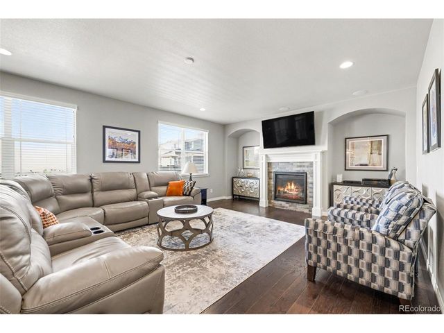 8736 Bross St, Arvada, CO 80007
