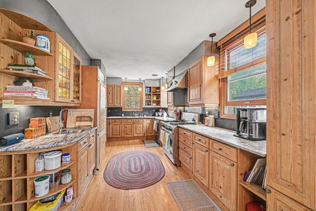 4937 Clinton Avenue, Minneapolis, MN 55419